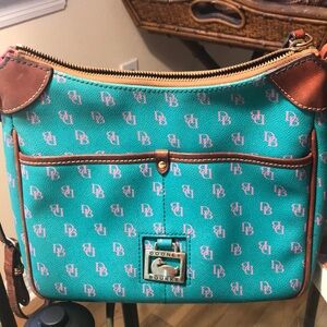 Vintage Dooney& Bourke Crossbody
